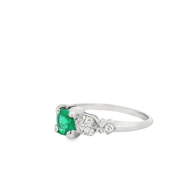 Vintage Emerald and diamond ring