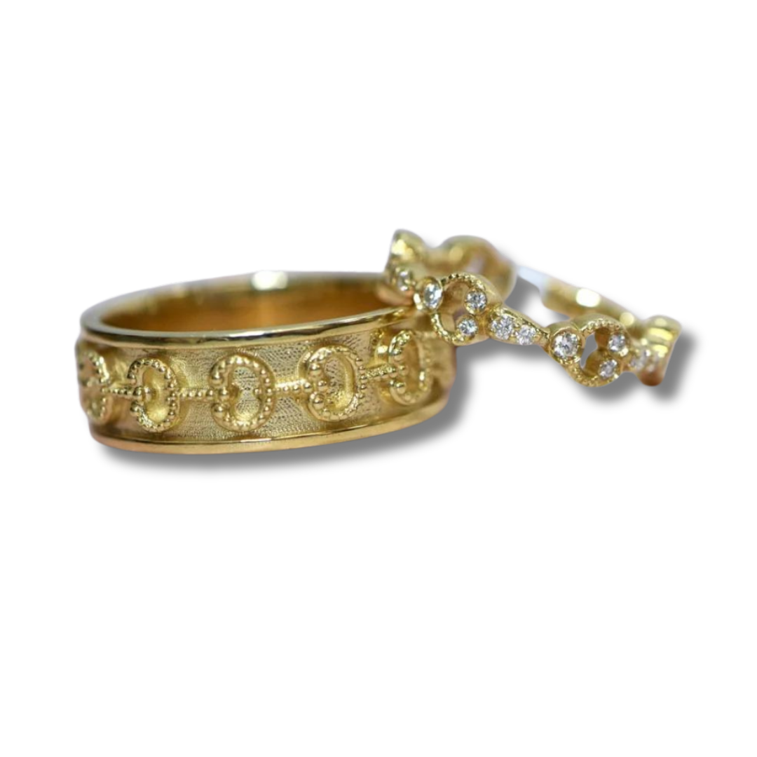 Lover's Knot gold bands, 2 piece wedding set
