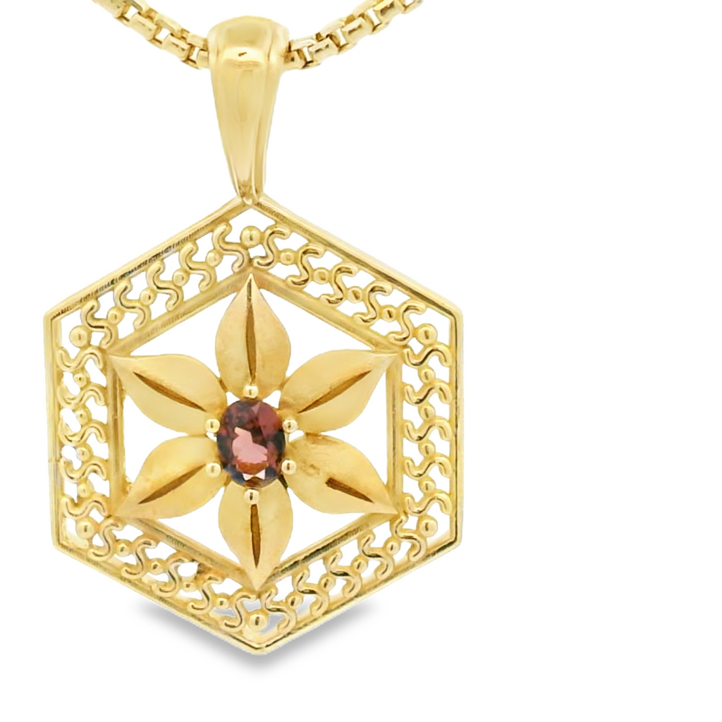Phoenicia bloom pendant gold