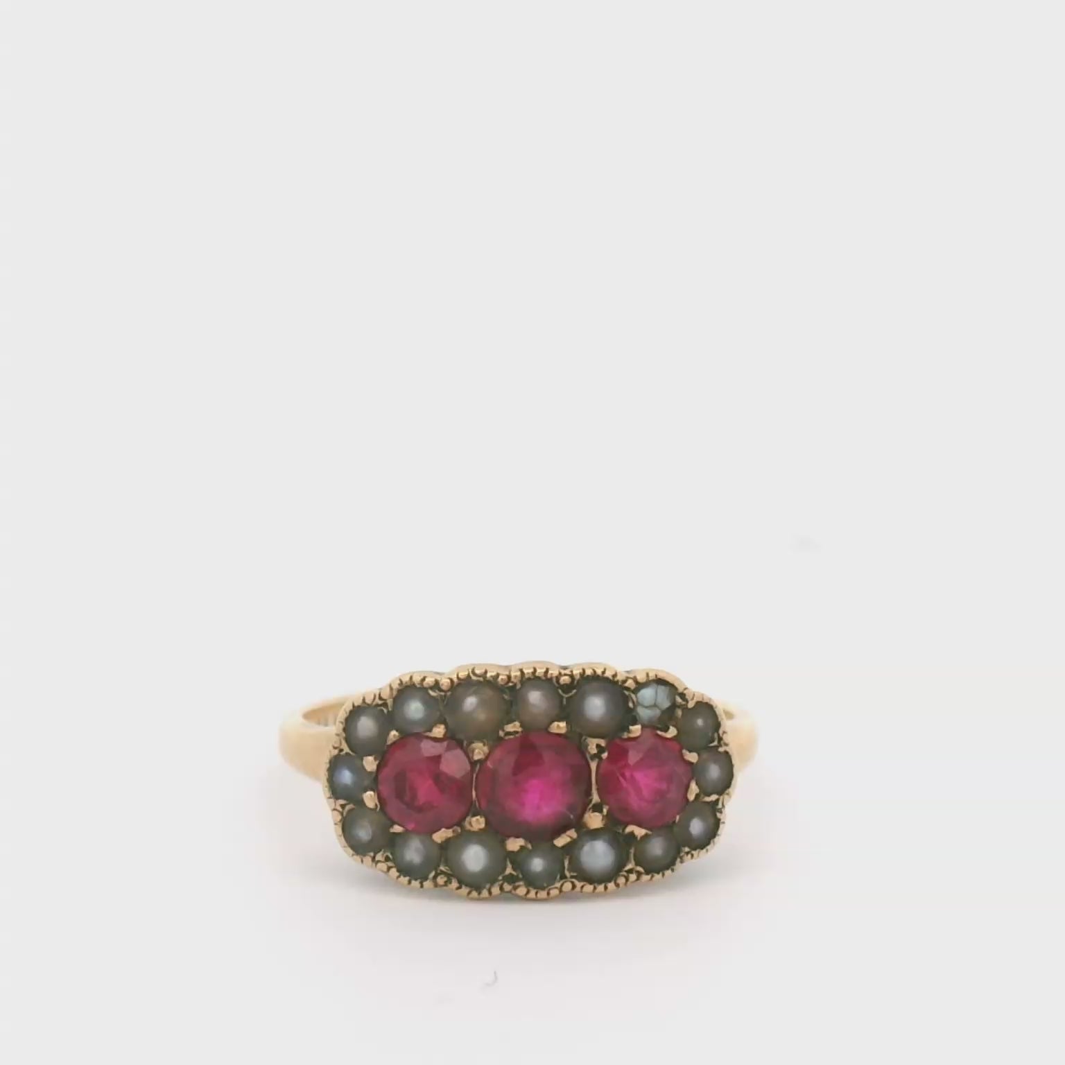 Vintage 14 Karat yellow gold ruby and pearl ring